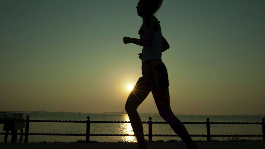 Luchar contra la inactividad física debe ser una prioridad política, advierte la ciencia