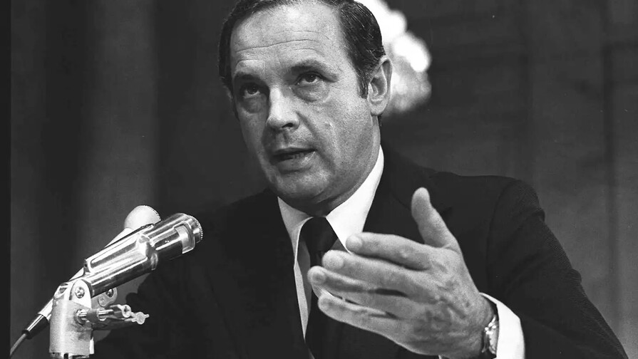 Muere a los 99 años Alexander Butterfield, el asesor que reveló las cintas de Watergate