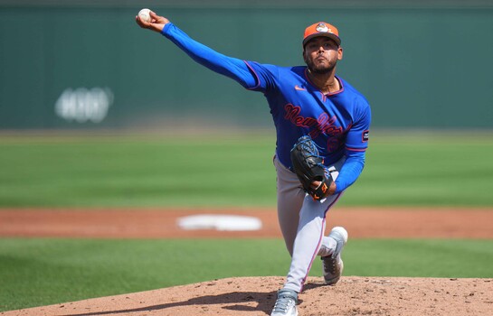 Freddy Peralta usa su cambio para ganar por segunda vez en la primavera