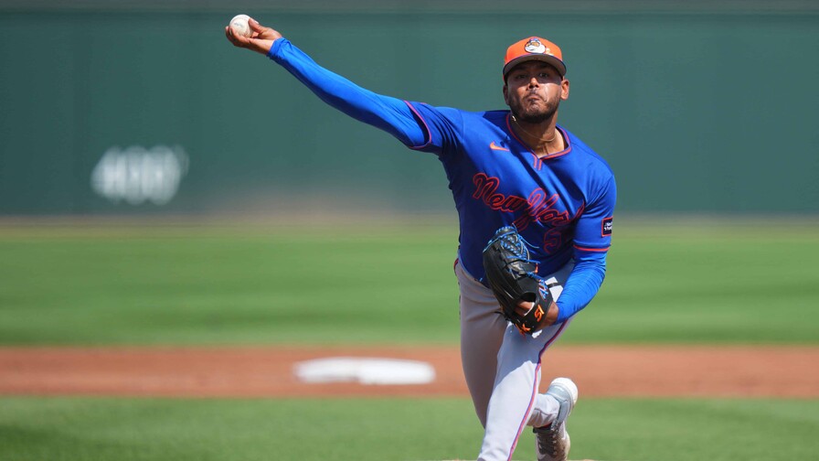 Freddy Peralta usa su cambio para ganar por segunda vez en la primavera