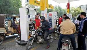 Las bolsas se desploman y el petróleo alcanza los 120 dólares por la guerra en Oriente Medio