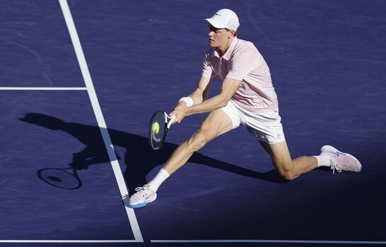 Sinner sigue firme en Indian Wells; Sabalenka y Osaka se citan a duelo en octavos