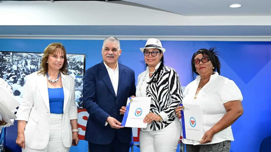 El PRD destaca importancia de la participación de las mujeres en la vida política y social del país