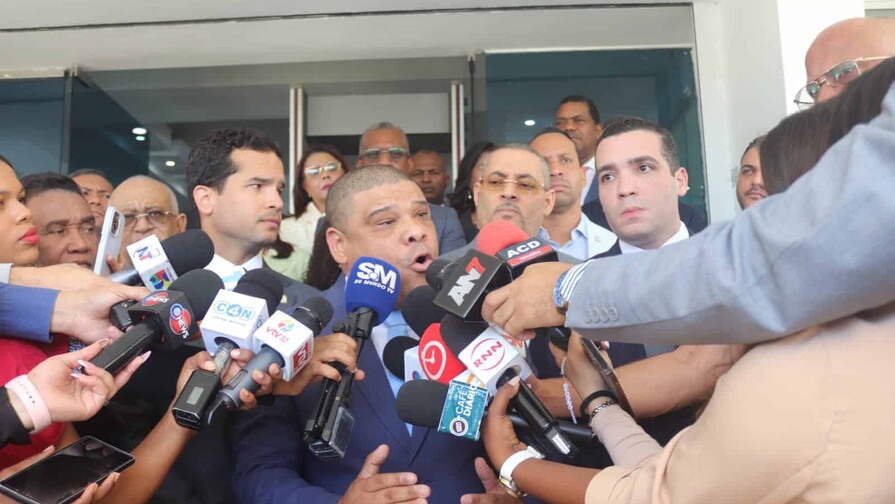 FP, PLD y el PRD apoderan al TC de recurso contra la no indexación de salarios