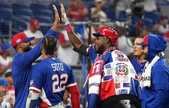 República Dominicana derrota a Venezuela en espectacular juego del Clásico Mundial de Béisbol