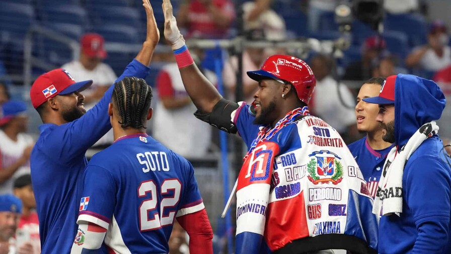 República Dominicana derrota a Venezuela en espectacular juego del Clásico Mundial de Béisbol