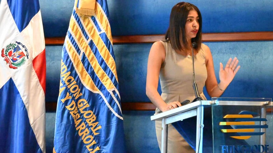 Expertos alertan en Funglode sobre impacto social y adicciones en la salud mental