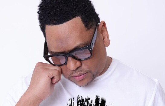 El merenguero urbano Kalimete presenta De otro planeta con mensaje sobre desigualdad social