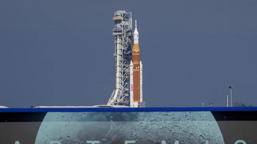 La NASA programa para el 1 de abril el despegue de su misión lunar Artemis II