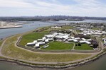 Mamdani avanza en los planes para clausurar la cárcel de Rikers Island Mamdani avanza en los planes para clausurar la cárcel de Rikers Island
