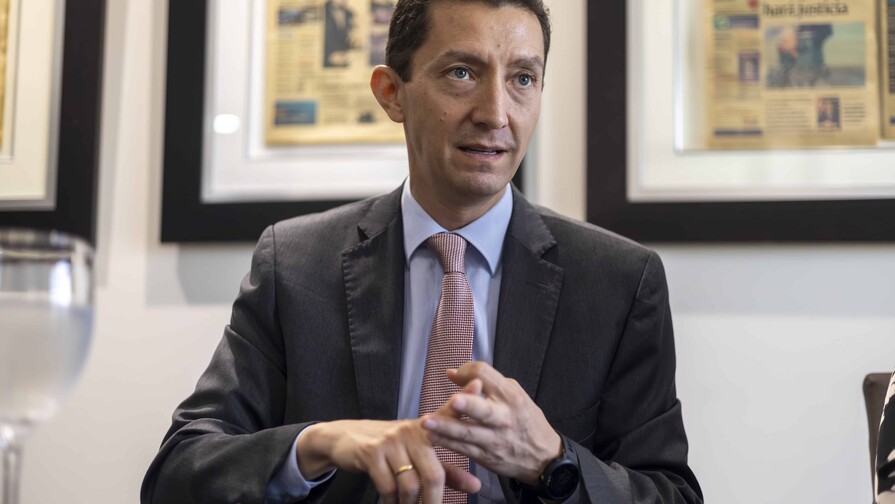 Santiago Sicard: “Los momentos de crisis son para asegurarse y no correr riesgos”