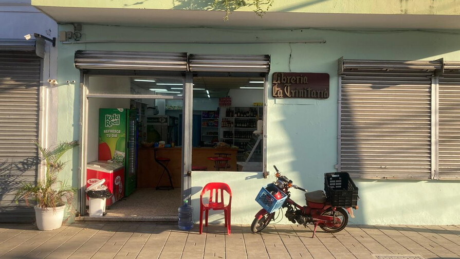 De librería a colmado: La Trinitaria cambia su destino tras 57 años en la Ciudad Colonial De librería a colmado: La Trinitaria cambia su destino tras 57 años en la Ciudad Colonial