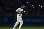 Video | Edwin Díaz brilla en su debut con los Dodgers con una entrada al ritmo de trompeta en vivo