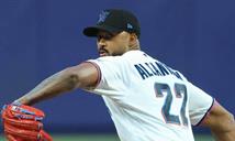 Sandy Alcántara y Otto López lideran el gran momento de los Marlins ante Cleveland
