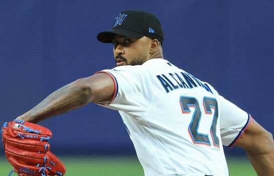 Sandy Alcántara y Otto López lideran el gran momento de los Marlins ante Cleveland