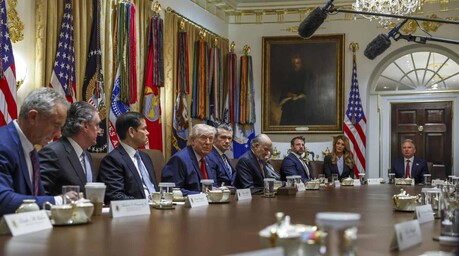 El Pentágono prepara una incursión terrestre que duraría semanas en Irán, según el Post