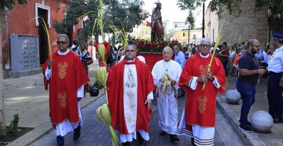 La Iglesia Católica celebra el Domingo de Ramos con procesiones y eucaristías