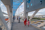 Ciudadanos estrenan el nuevo y moderno puente del kilómetro 9 de la autopista Duarte