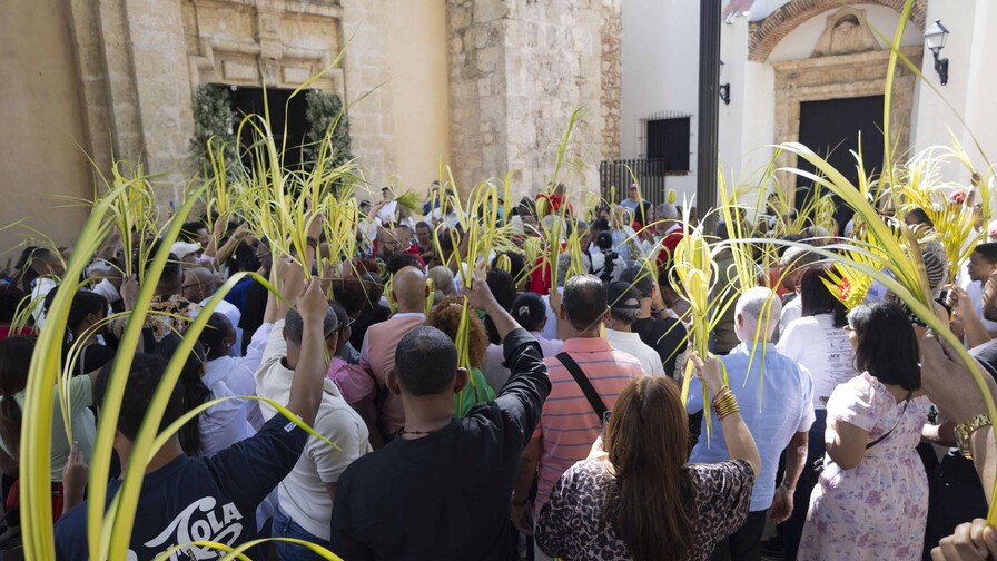 La iglesia Católica alerta sobre superficialidad e indiferencia social en inicio de Semana Santa