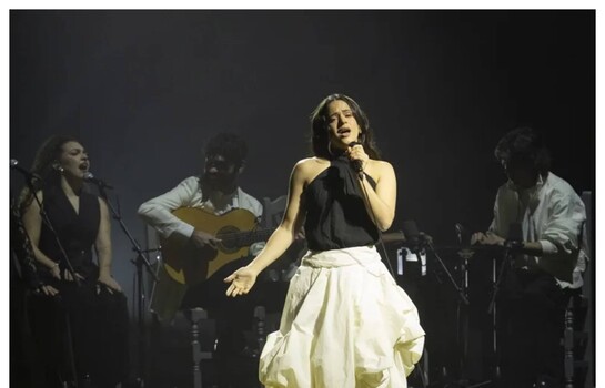 Reembolsarán importe íntegro de boletos del concierto suspendido de Rosalía en Milán