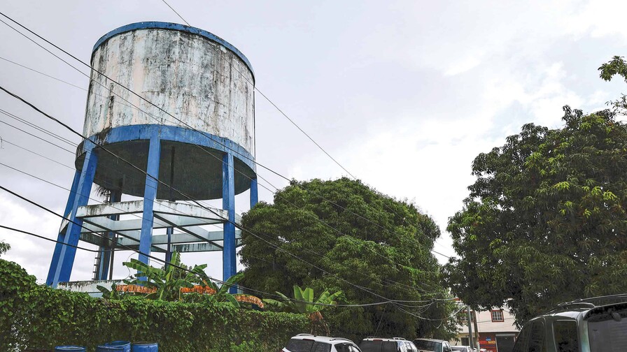 ¿Tanques de almacenamiento de agua o bombas de tiempo? ¿Tanques de almacenamiento de agua o bombas de tiempo?