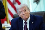 Trump dice que Irán debe escoger entre un acuerdo o la rendición total Trump dice que Irán debe escoger entre un acuerdo o la rendición total