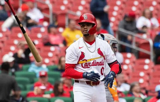 Masyn Winn, pegó el jonrón ganador del partido y luego tuvo un accidente de tránsito