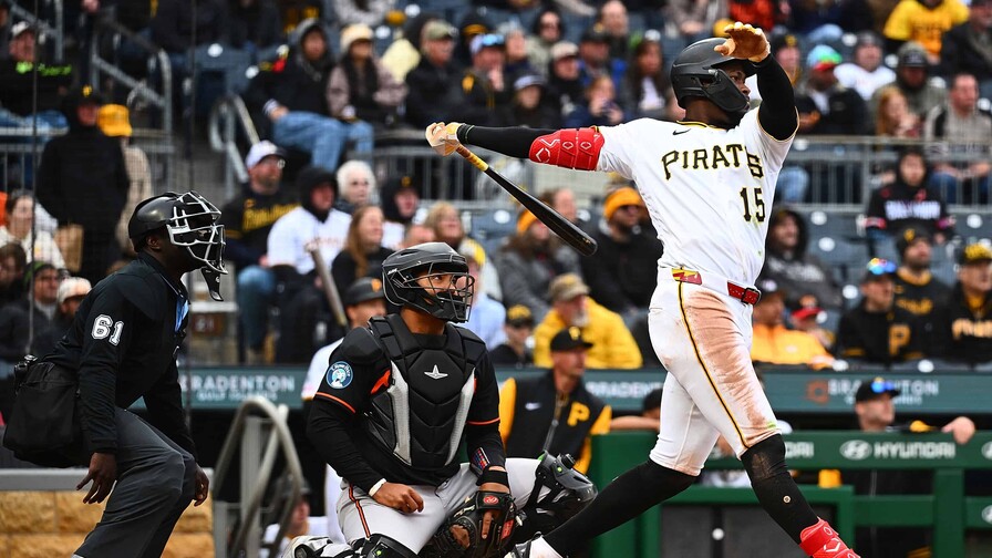 Yohan Ramírez se lleva la victoria en el triunfo de los Piratas sobre los Reales 8-5 Yohan Ramírez se lleva la victoria en el triunfo de los Piratas sobre los Reales 8-5