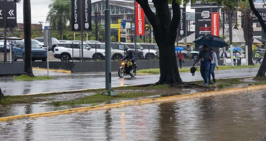 Las lluvias continuarán este martes y miércoles por los efectos de una vaguada