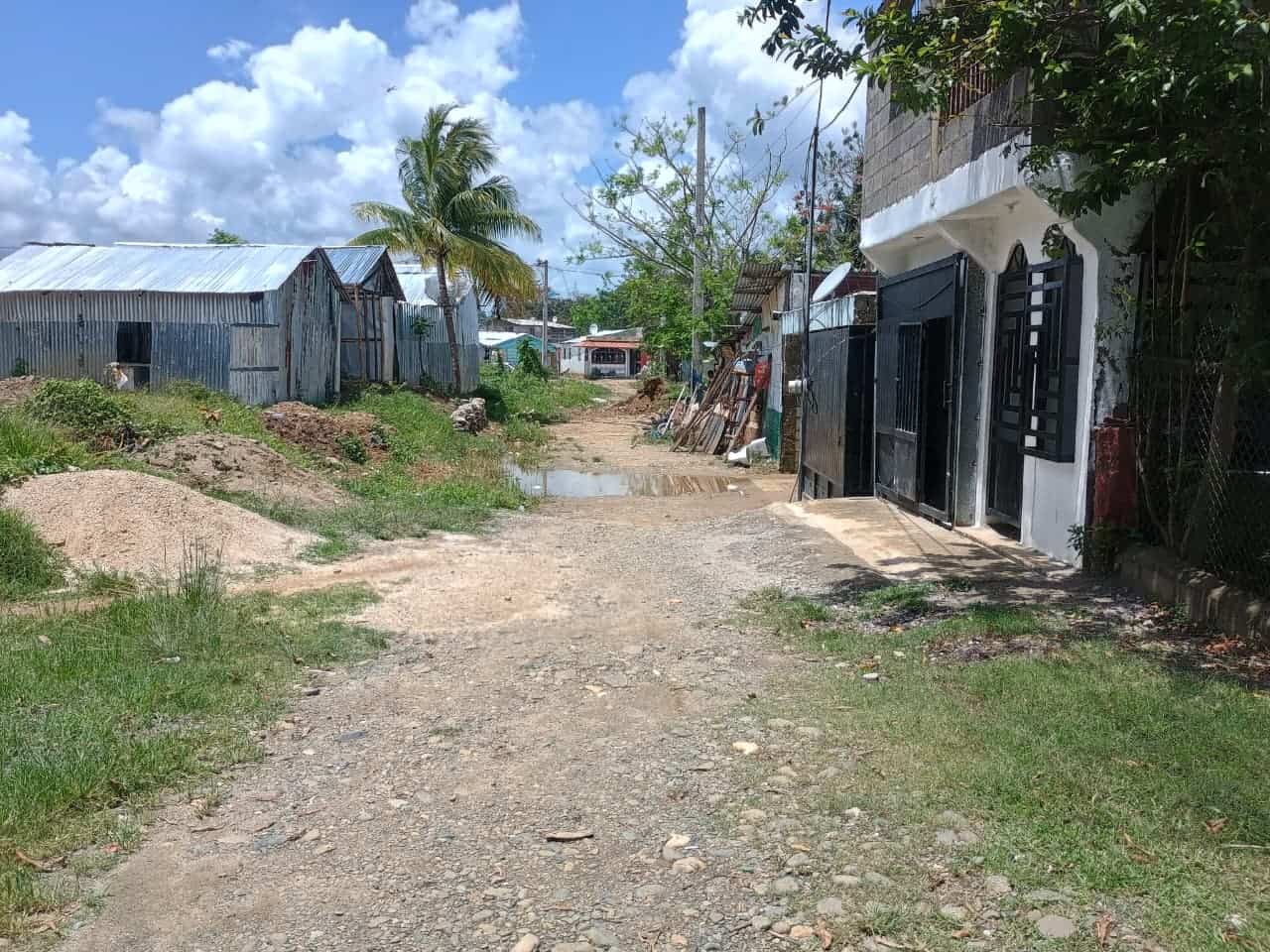 Esta es otra calle que se inunda.