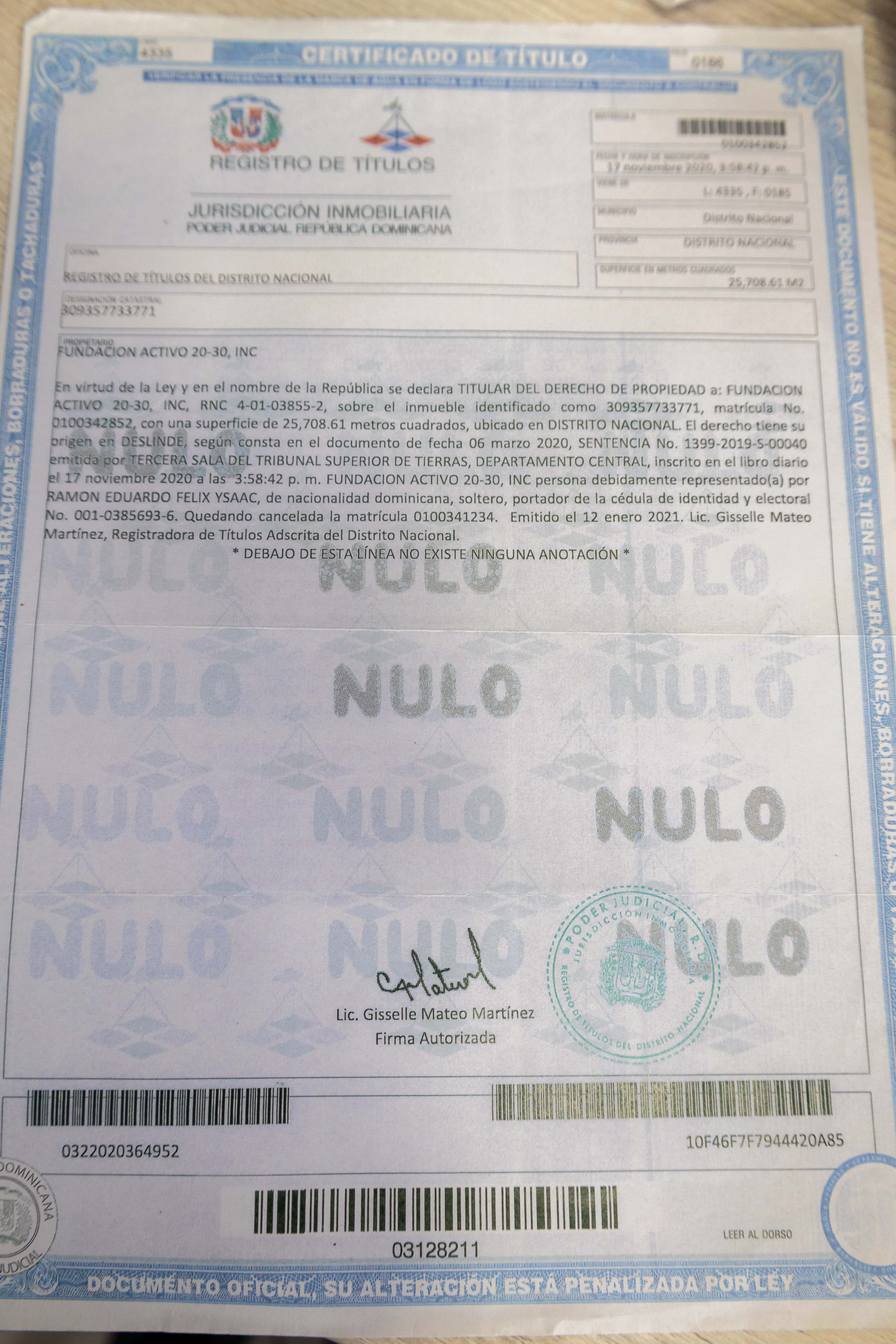 Documentos que avalan la propiedad del terreno.