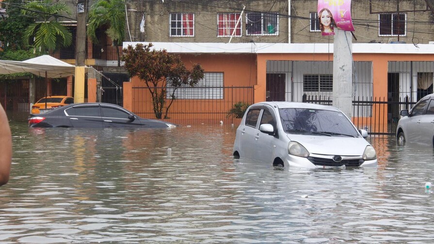 El COE incrementa niveles de alerta por lluvias y riesgo de inundaciones en varias provincias