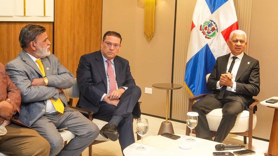 Empresarios y autoridades buscan consenso para revisar tarifas de ley de residuos sólidos Empresarios y autoridades buscan consenso para revisar tarifas de ley de residuos sólidos