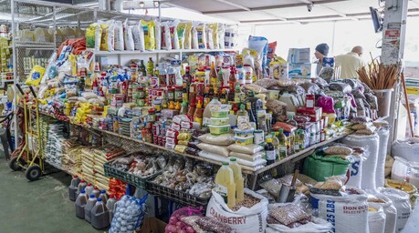 Alza de combustibles dispara los precios de alimentos y servicios en el país