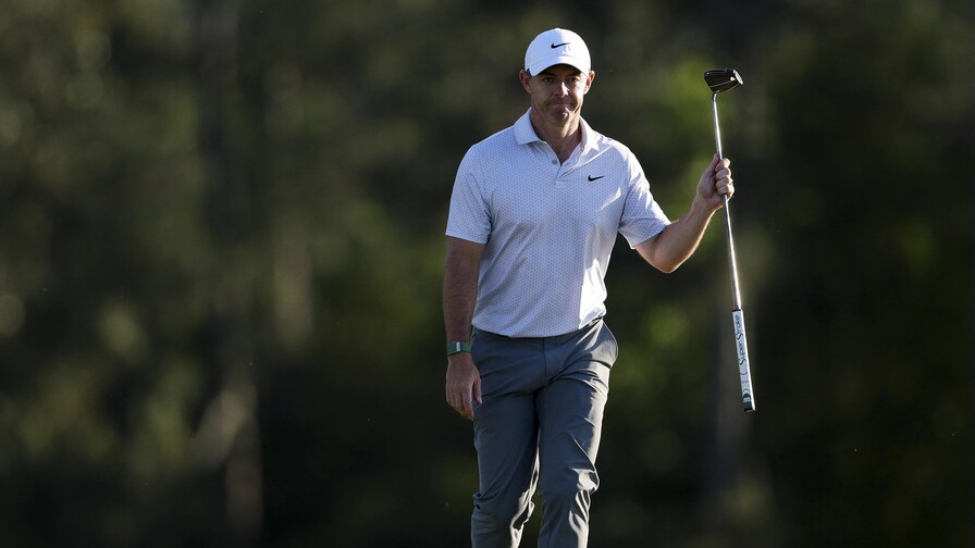 McIlroy lidera el Masters por un récord de seis golpes tras segunda ronda