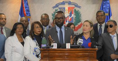 Proyecto de ley obligaría a hijos a mantener a padres en condición de vulnerabilidad o indigencia