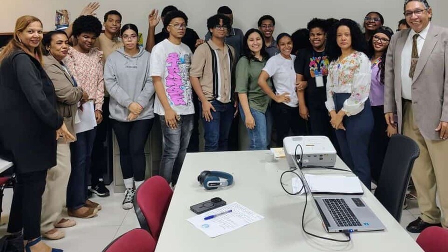 Juramentan clubes de lectura especializados en el ITSC para fortalecer la calidad académica