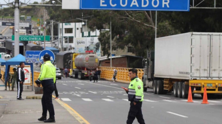 Preocupación y pérdidas gigantes en frontera Ecuador-Colombia tras subida de aranceles
