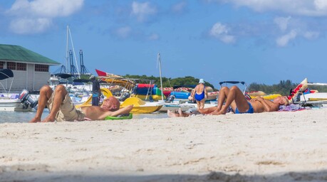 La llegada de visitantes a RD en Semana Santa crece 21.2 % este año