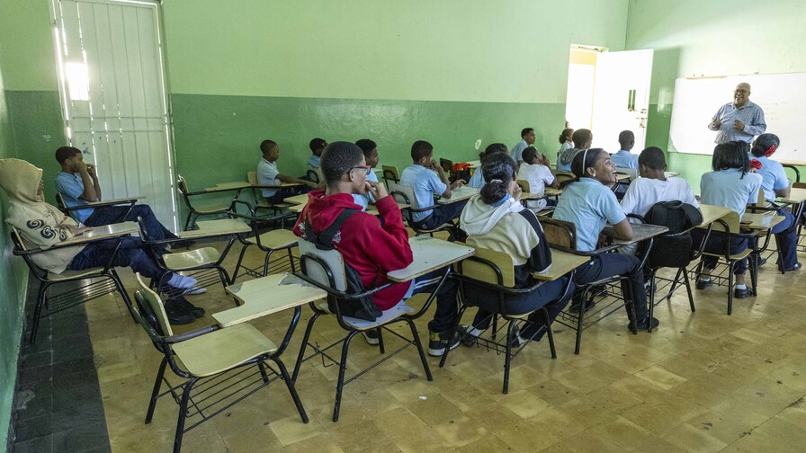 El Minerd suspende la docencia en Puerto Plata por alerta roja