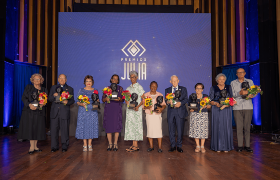 Convocan las nominaciones para los Premios Julia 2026 que celebran el envejecimiento activo