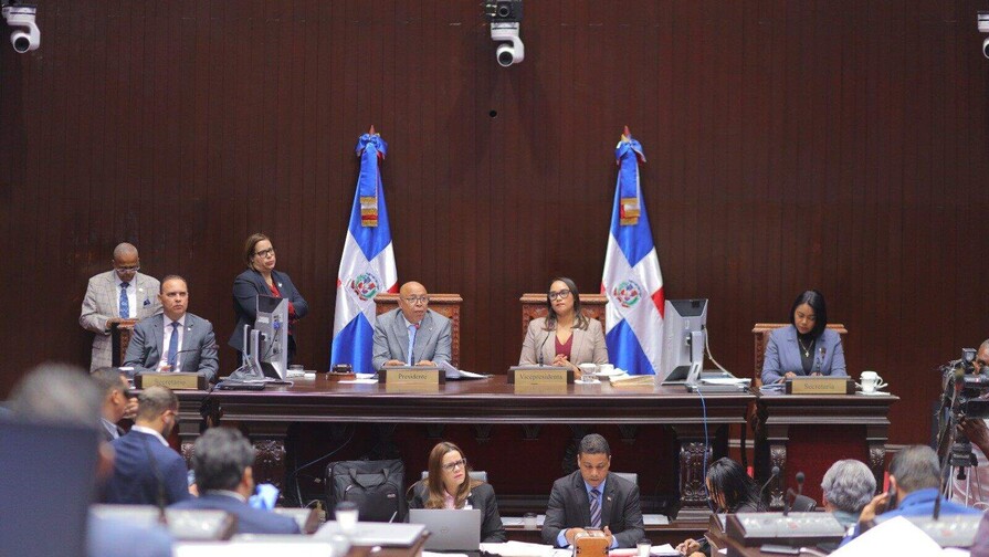 De forma exprés, diputados del PRM aprueban en segunda lectura pago de deudas viejas a contratistas De forma exprés, diputados del PRM aprueban en segunda lectura pago de deudas viejas a contratistas