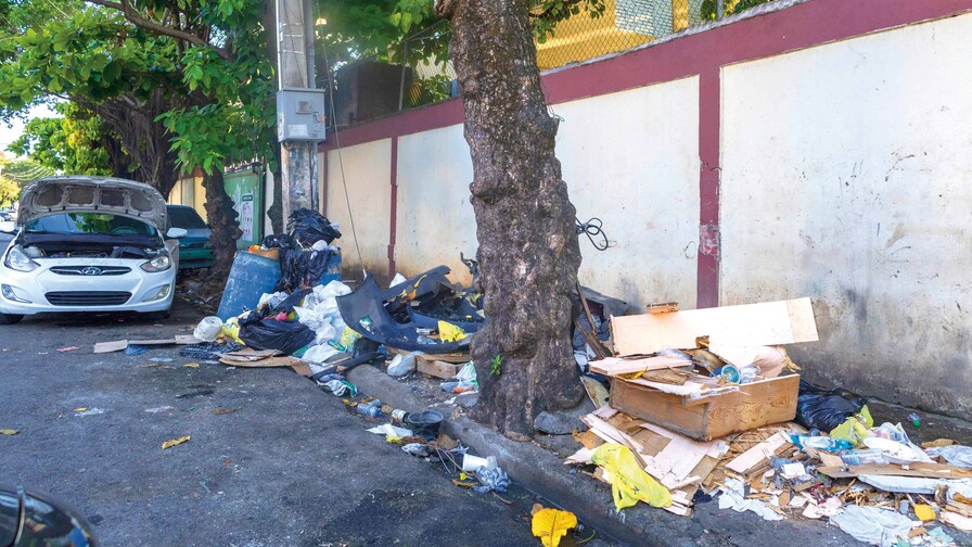 Entornos escolares violan normas sin control de las autoridades Entornos escolares violan normas sin control de las autoridades