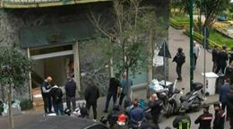 Atracadores de bancos en Italia toman como rehenes a 25 personas