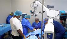 Inabie realiza cirugías oculares gratuitas a nueve estudiantes del sistema público