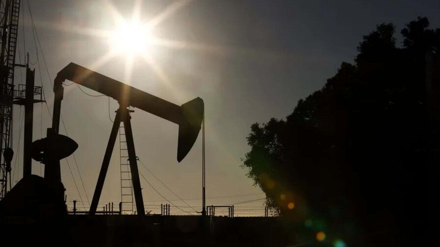 El petróleo de Texas cae a US$83.85 el barril tras la reapertura del estrecho de Ormuz
