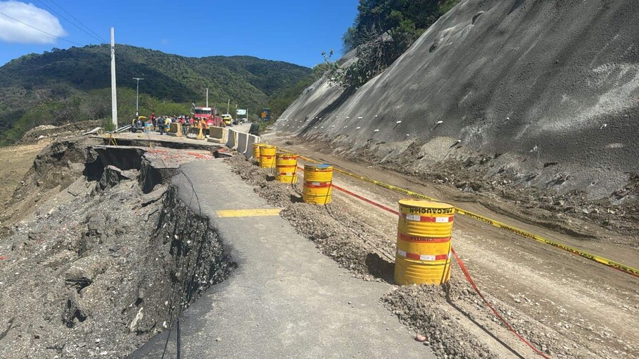Construirán paso provisional en carretera de Ocoa tras cierre temporal del tránsito por socavón