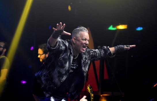 La banda Aljadaqui llena el Hard Rock Café con un espectáculo memorable