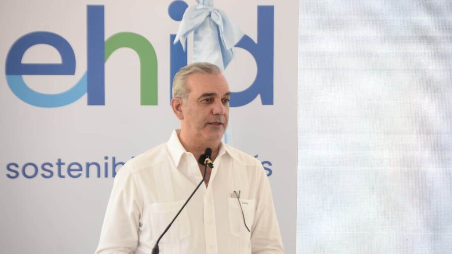 Abinader resalta impacto de carretera Tavera–Jarabacoa y destaca vínculo familiar con la zona