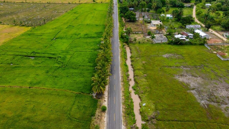 Abinader inaugura carretera Mata Bonita–Los Memisos tras más de 50 años de reclamos